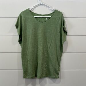 Cloudveil wool rich blend green sleeveless t-shirt size M